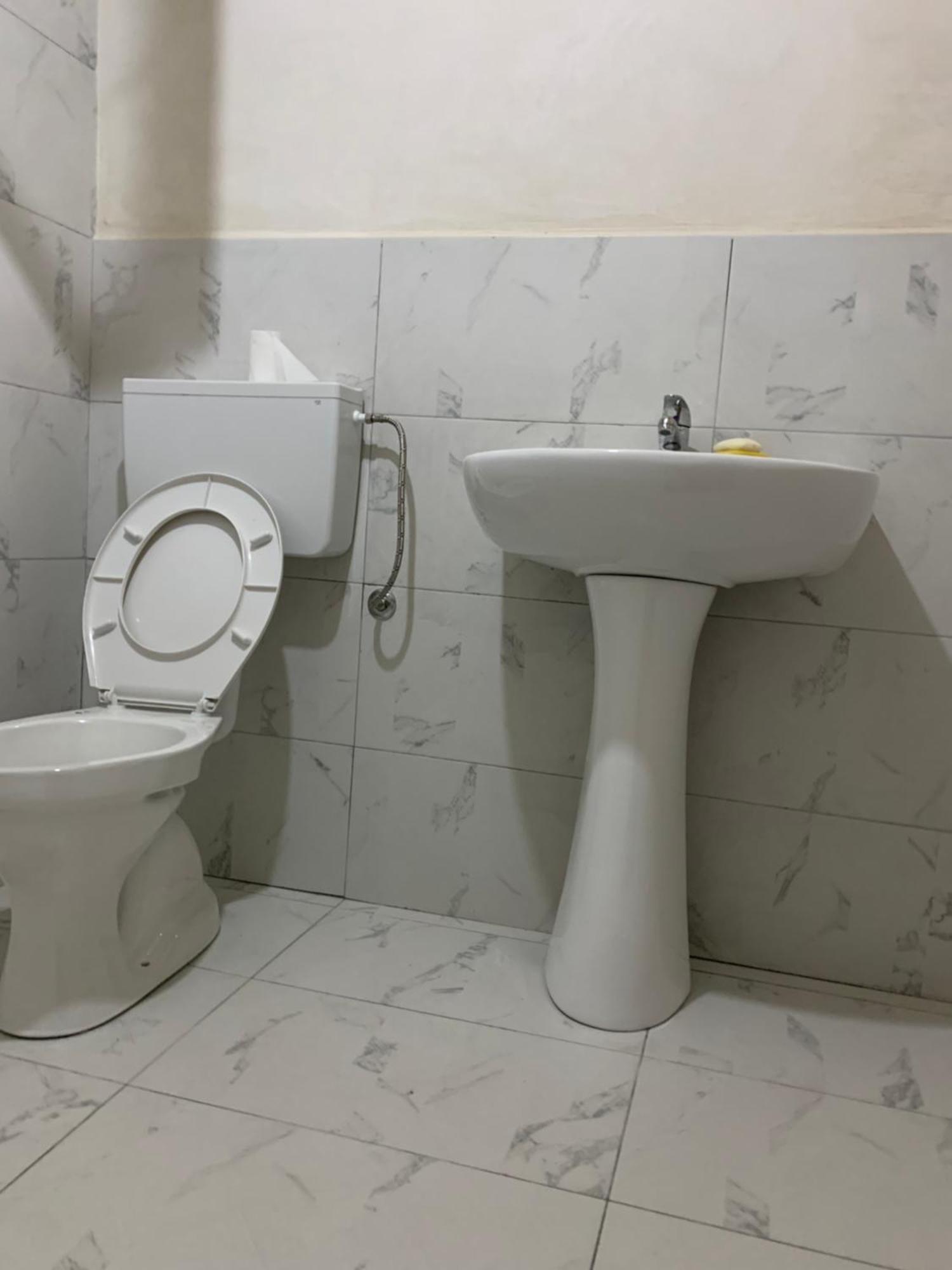 Marash Rrgalla Guesthouse ثيث المظهر الخارجي الصورة